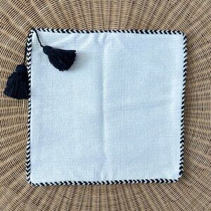 NEW Serena & Lily Ridgeline Pillow Cover (20” SQ)-White/Navy Blue
